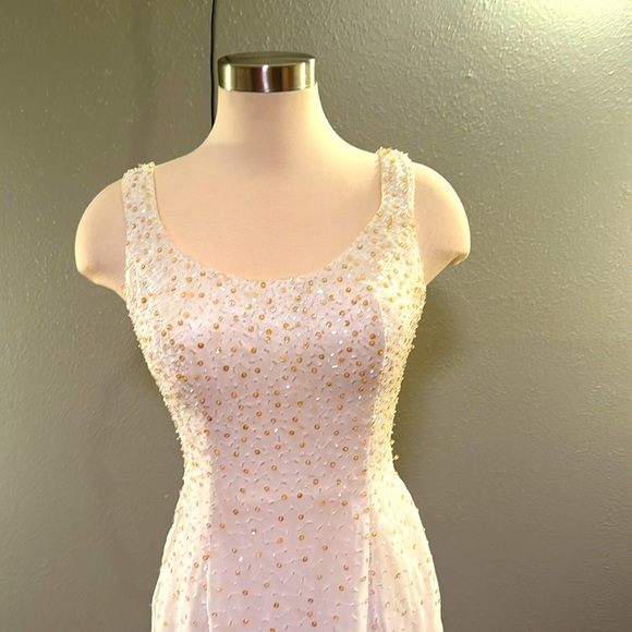 Unique vintage winter white formal gown with sequins and beading and tiny train - Picture 8 of 11